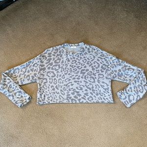 NWOT Cropped Leopard Lounge Top